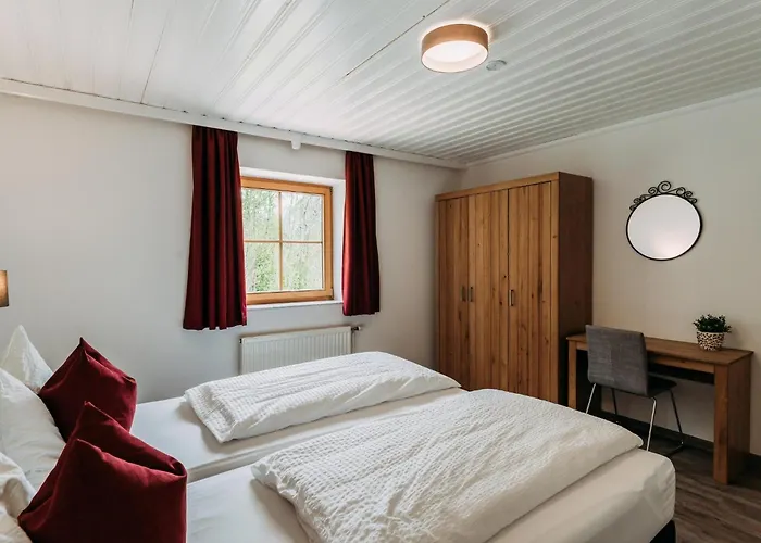 Tatil Evi Barney M Rauris